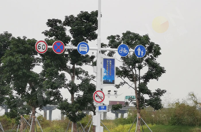 LED Light Pole Screen